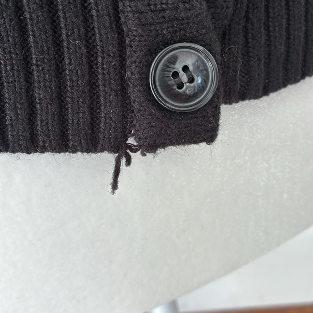 Black Cat Patterned Women's Sweater - Picture 7 of 11